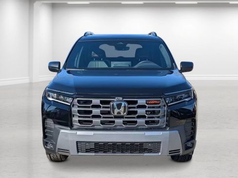 New 2026 Honda Pilot TrailSport image 8