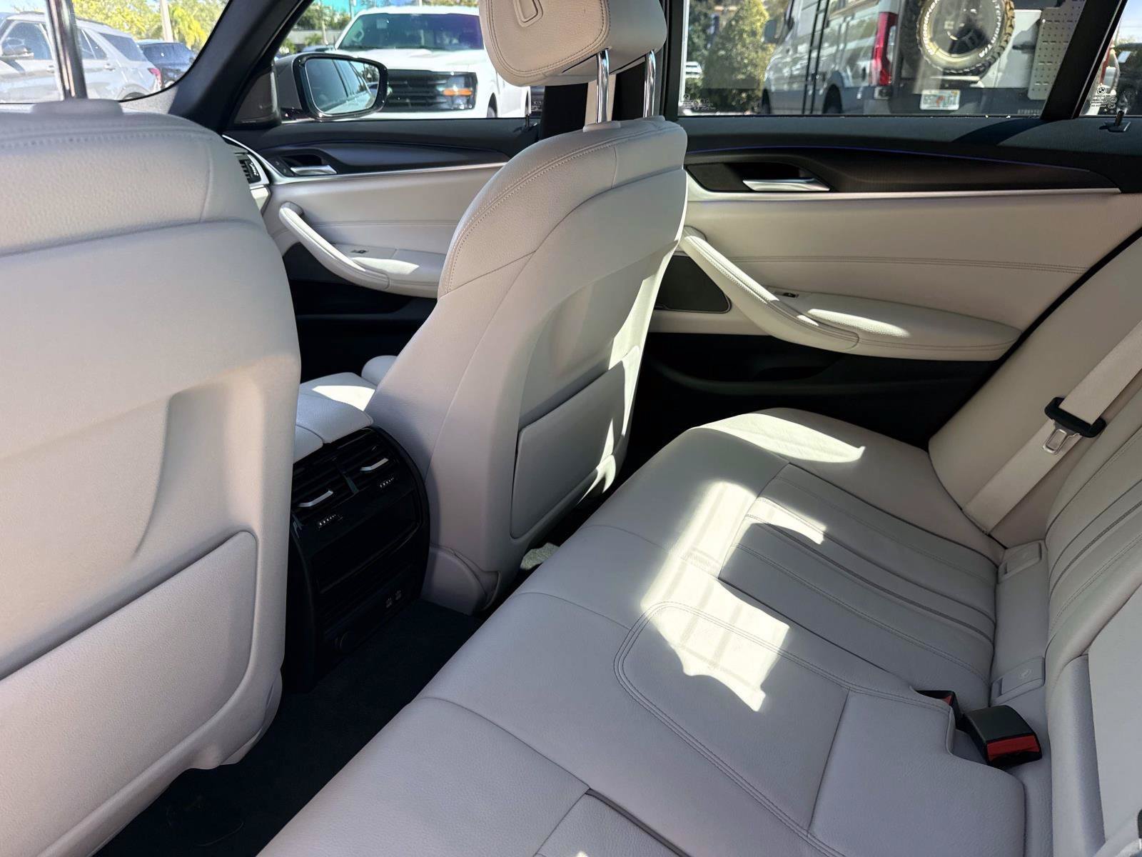 Used 2021 BMW 540i w/ M Sport Package RWD image 14