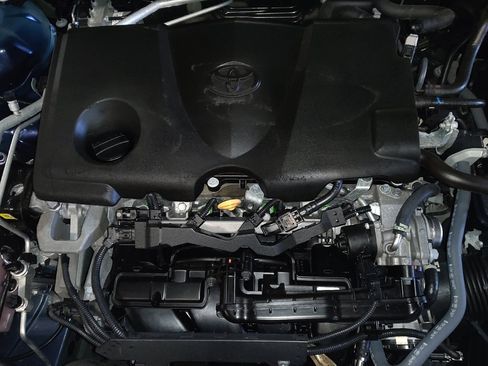 Used 2022 Toyota Camry SE image 30