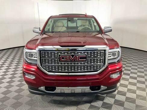 Used 2018 GMC Sierra 1500 Denali image 2
