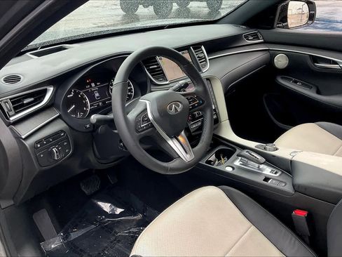 Used 2025 INFINITI QX55 Sensory w/ Lighting Package AWD/4WD image 17