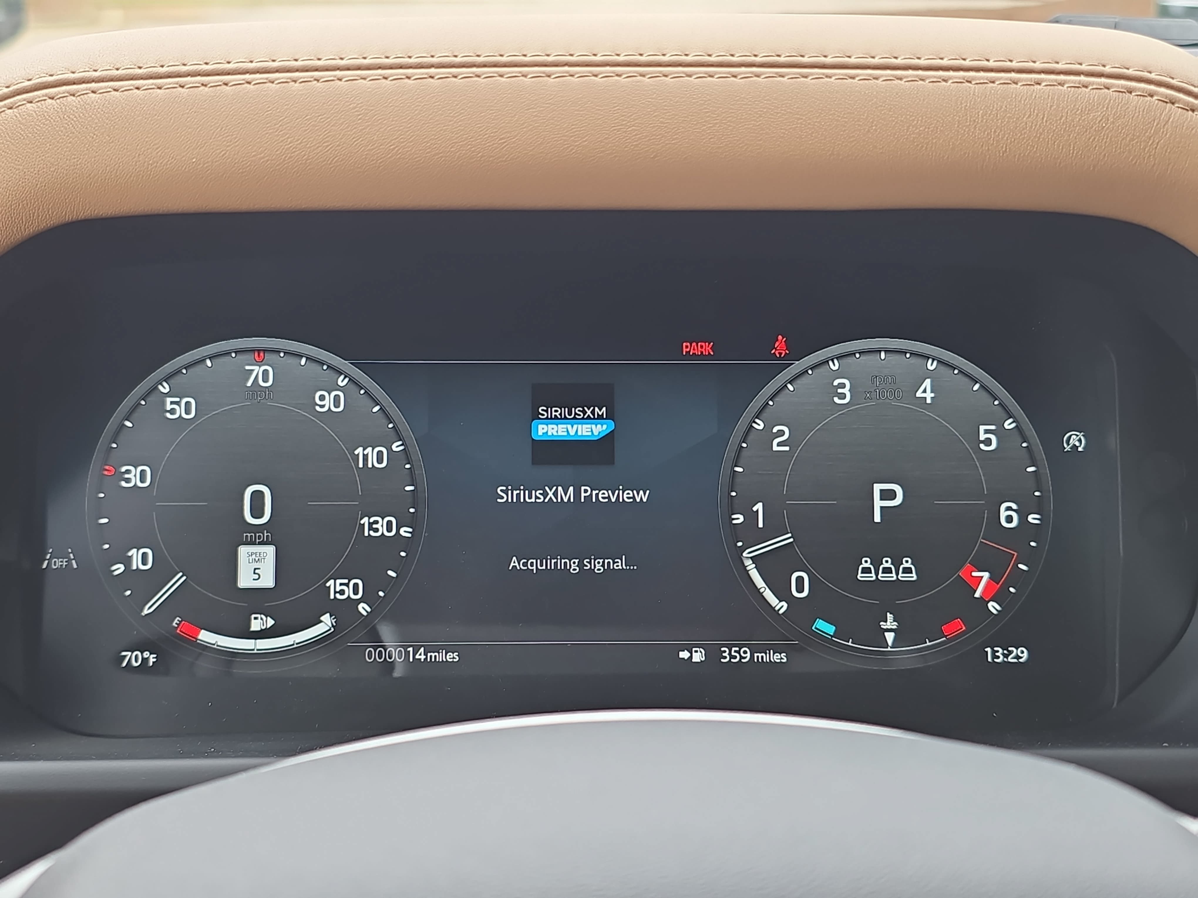New 2026 Land Rover Defender 110 X-Dynamic SE AWD/4WD image 18