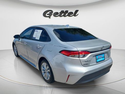 Used 2023 Toyota Corolla LE w/ LE Premium Package FWD image 8