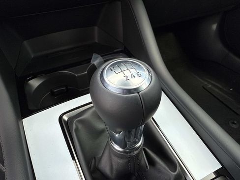 New 2026 MAZDA MAZDA3 2.5 S Hatchback w/ Premium Pkg FWD image 36