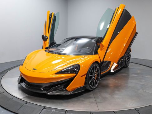 Used 2019 McLaren 600LT RWD image 39