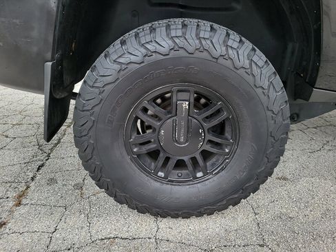 Used 2006 HUMMER H3 image 27