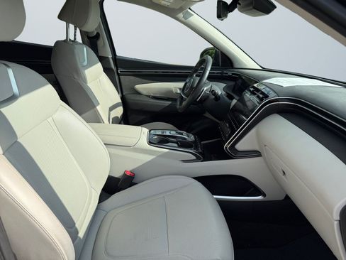 Used 2024 Hyundai Tucson Limited AWD/4WD image 18