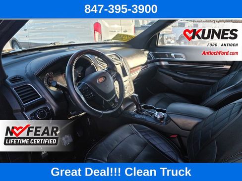 Used 2018 Ford Explorer Platinum image 17