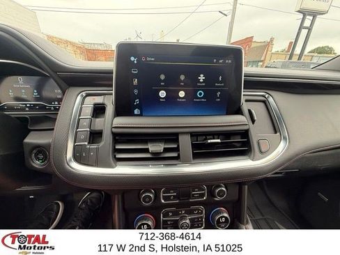 Used 2023 Chevrolet Suburban RST w/ Luxury Package AWD/4WD image 28