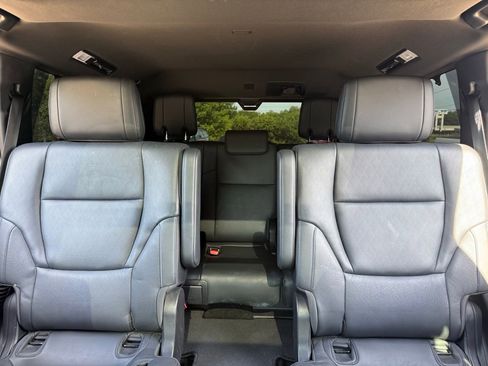 Used 2023 Toyota Sequoia Platinum AWD/4WD image 21