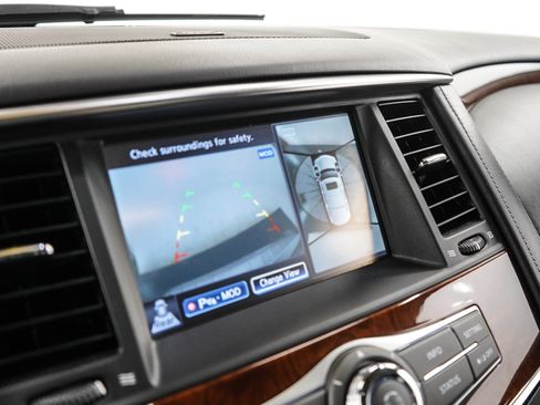 Used 2016 INFINITI QX80 4WD w/ Deluxe Technology Package image 28