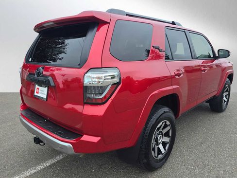 Used 2024 Toyota 4Runner TRD Off-Road Premium w/ Off Road Premium Plus Package AWD/4WD image 3