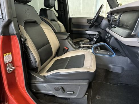 Certified 2023 Ford Bronco Wildtrak image 30