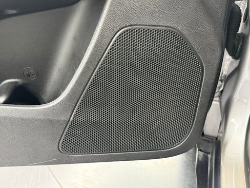 Used 2021 Jeep Cherokee Latitude image 16