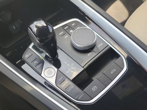 Used 2024 BMW Z4 M40i w/ Premium Package RWD image 25