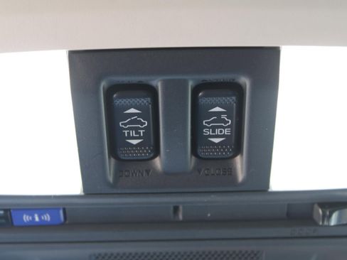 New 2026 Subaru Crosstrek 2.0i Premium AWD/4WD image 12