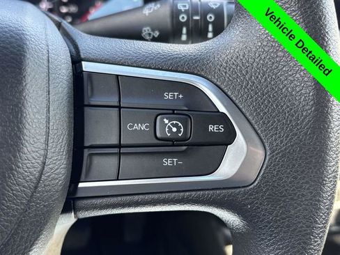 Used 2023 Jeep Compass Sport image 14