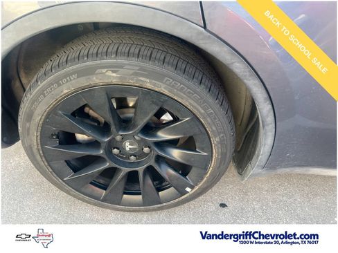 Used 2023 Tesla Model Y Long Range AWD/4WD image 8
