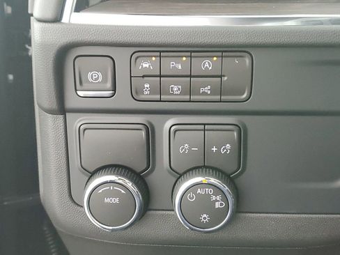 New 2026 Chevrolet Tahoe LS image 26