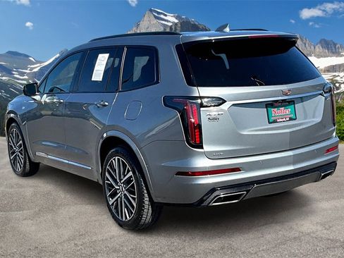 Used 2024 Cadillac XT6 Sport image 13