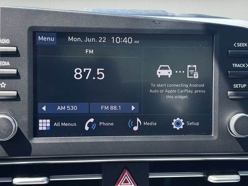 Certified 2025 Hyundai Elantra SE FWD image 30