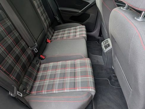 Used 2017 Volkswagen GTI Sport image 13