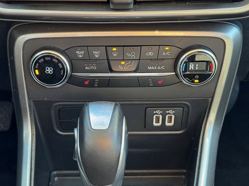 Used 2020 Ford EcoSport SE image 17