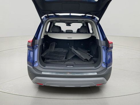 Used 2021 Nissan Rogue SV w/ Premium Package image 9