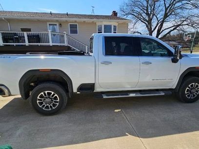 Used 2026 GMC Sierra 2500 SLT w/ SLT Premium Package