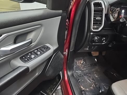 Used 2020 RAM 1500 Big Horn AWD/4WD image 27