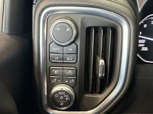 Used 2019 GMC Sierra 1500 Elevation w/ Elevation Value Package AWD/4WD image 31