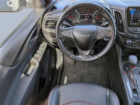 Used 2022 Chevrolet Equinox RS w/ RS Leather Package image 16