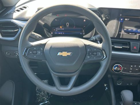 New 2026 Chevrolet TrailBlazer LS w/ LS Convenience Package AWD/4WD image 18
