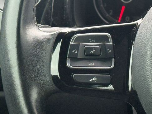 Used 2019 Volkswagen Beetle 2.0T image 12