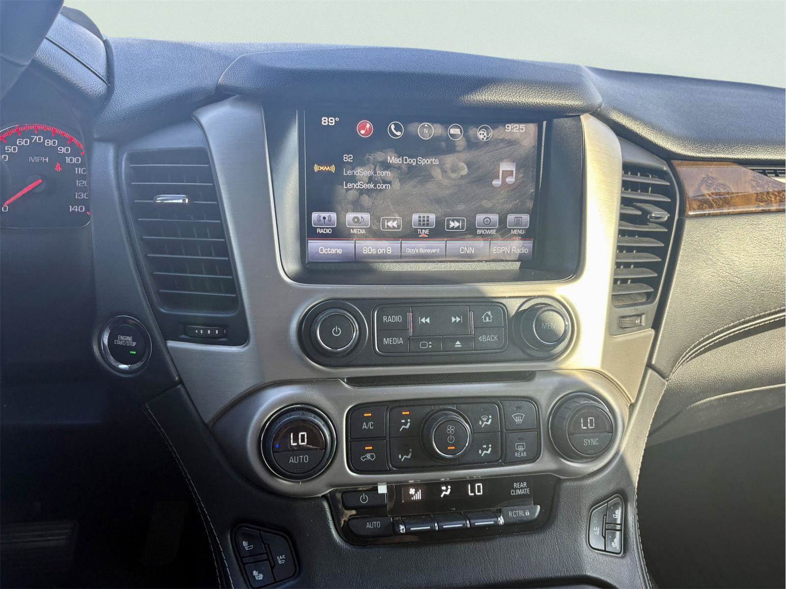 Used 2016 GMC Yukon Denali w/ Open Road Package AWD/4WD image 19
