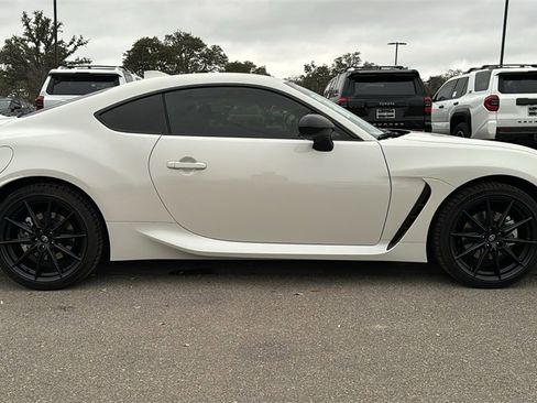 New 2026 Toyota GR86 Premium image 10