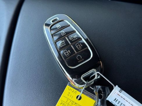 Used 2022 Hyundai Santa Fe Limited image 39