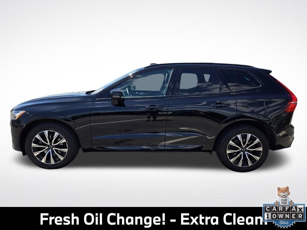 Used 2024 Volvo XC60 B5 Plus AWD/4WD image 4