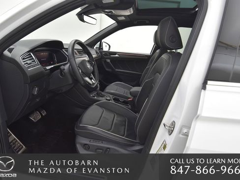 Used 2022 Volkswagen Tiguan SEL R-Line image 23