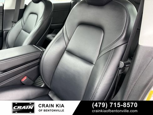 Used 2021 Tesla Model 3 Standard Range Plus image 21