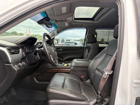 Used 2016 Chevrolet Tahoe LT w/ Luxury Package AWD/4WD image 14