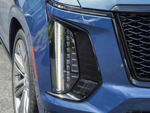 New 2025 Cadillac Escalade Sport Platinum image 8
