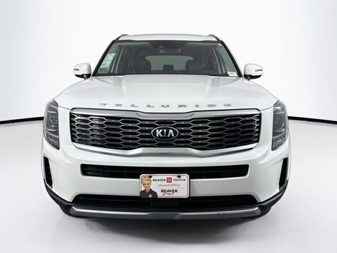 Used 2020 Kia Telluride S w/ S 8 Passenger Seating Package image 8