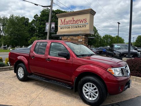 Used 2019 Nissan Frontier SV AWD/4WD image 1