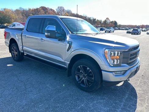 Used 2022 Ford F150 Lariat image 9