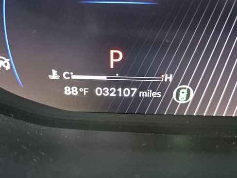 Certified 2023 Acura MDX FWD w/ Technology Package image 15