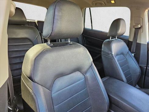 Used 2019 Volkswagen Atlas SEL Premium image 21