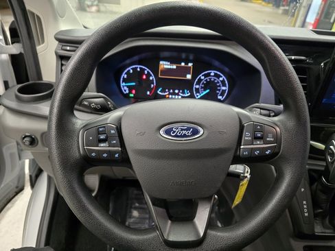 Used 2024 Ford Transit 350 XLT image 18