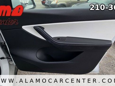 Used 2020 Tesla Model Y Performance AWD/4WD image 18
