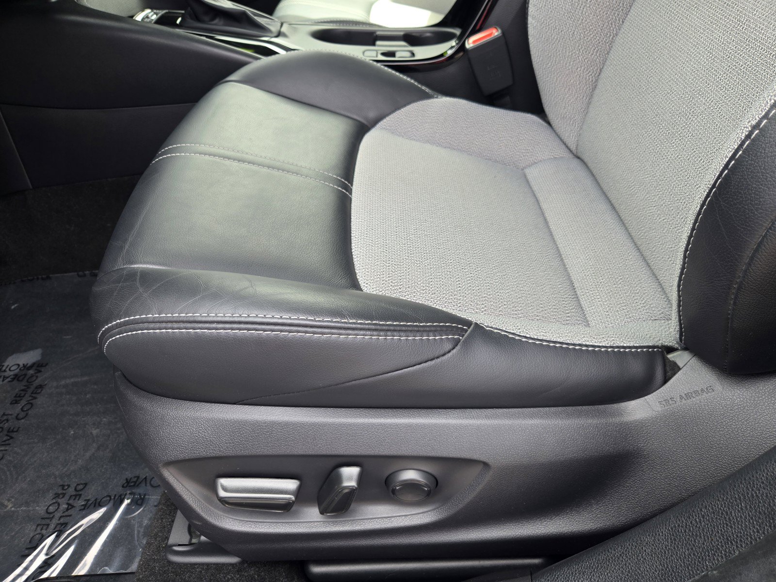 Used 2024 Toyota Corolla XSE FWD image 15